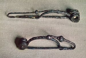 Clasps, Tene II (c.300-120 BC)